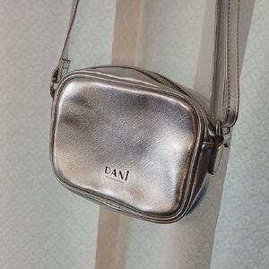 Image thumbnail 4